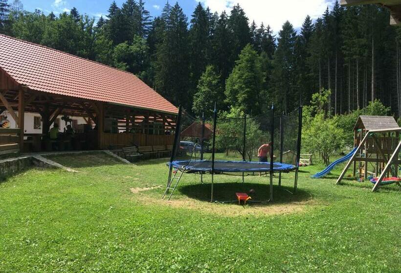 膳宿费 Zevlův Mlýn