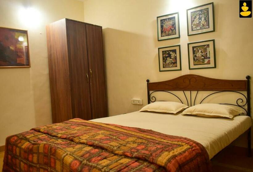 אתר נופש 3bhk Riverside Stay Reflektions By Livingstone