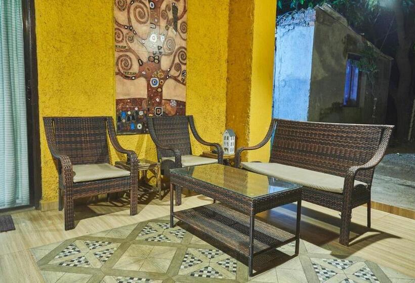 אתר נופש 3bhk Riverside Stay Reflektions By Livingstone