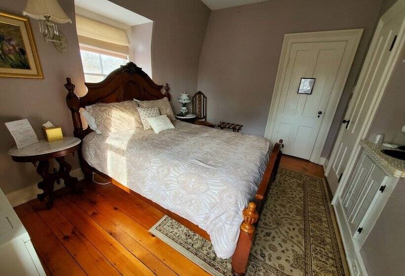 The Bevin House B&b