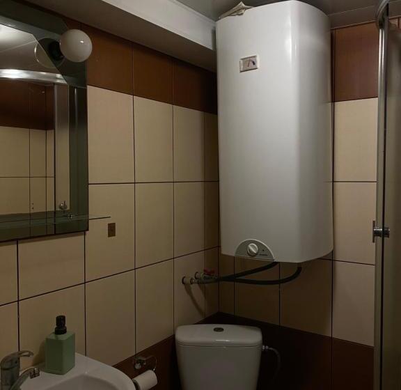 הוסטל California