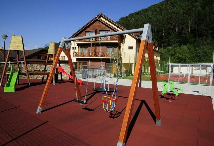 فندق صغير Country Saloon Belá