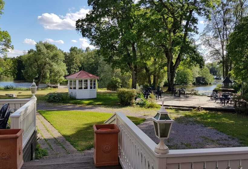 הוסטל Kolbäcks Gästgivaregård