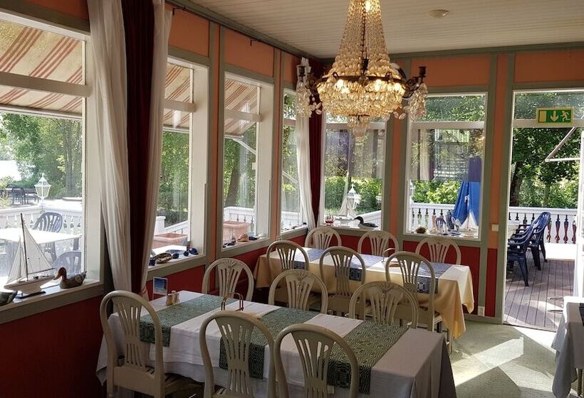 הוסטל Kolbäcks Gästgivaregård