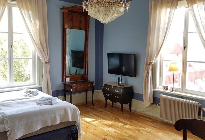 הוסטל Kolbäcks Gästgivaregård