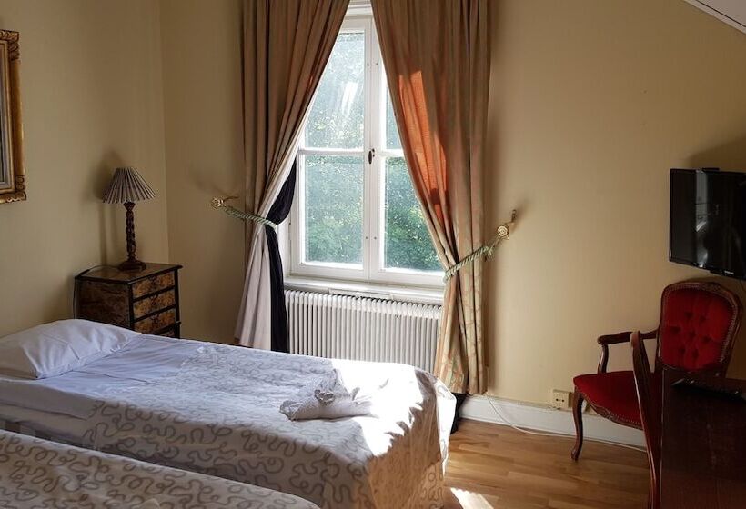 הוסטל Kolbäcks Gästgivaregård