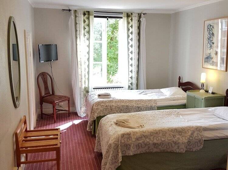 הוסטל Kolbäcks Gästgivaregård