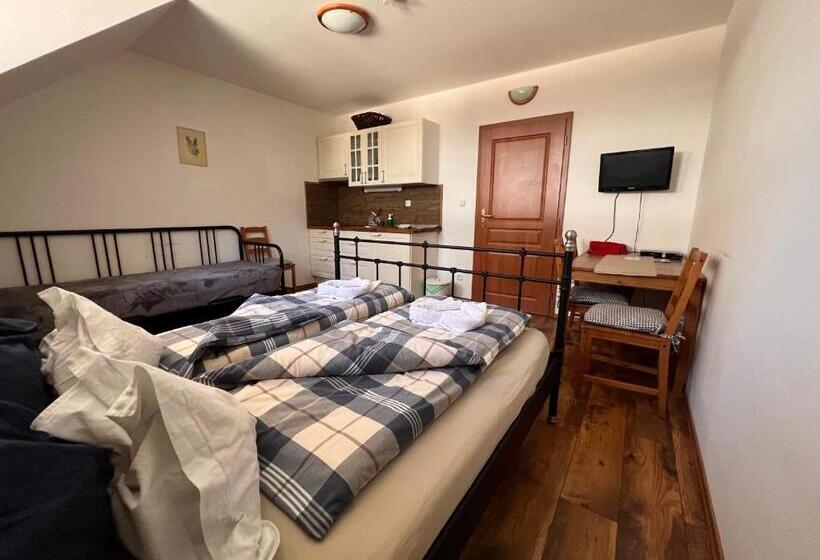 호스텔 Penzion Farma žleby