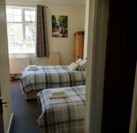 ユースホステル The Chase Inn