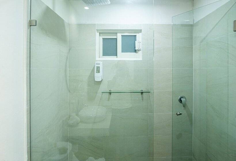 הוסטל Villas Parota Inn