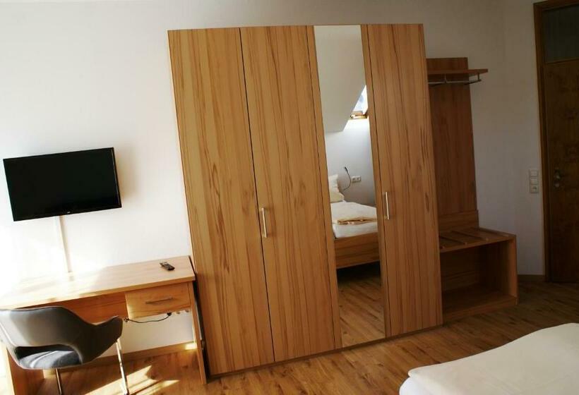 旅馆 Weingut Und Gastehof Borst