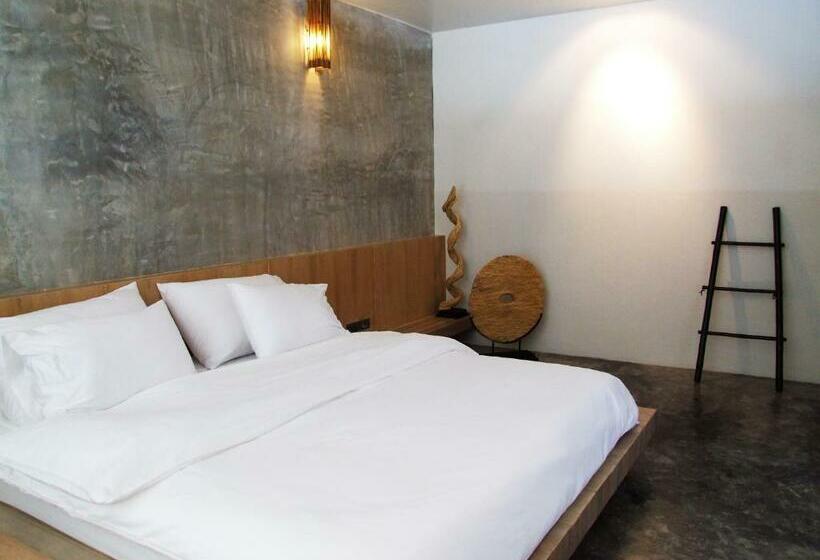 Bari Lamai Resort