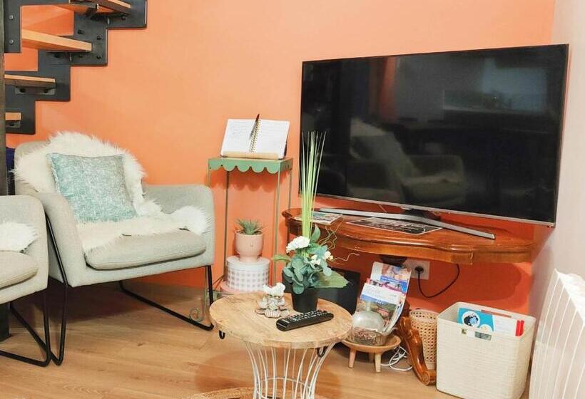 住宿加早餐 Les Rêves D églantine Et D Augusta Chambres Et Gîtes