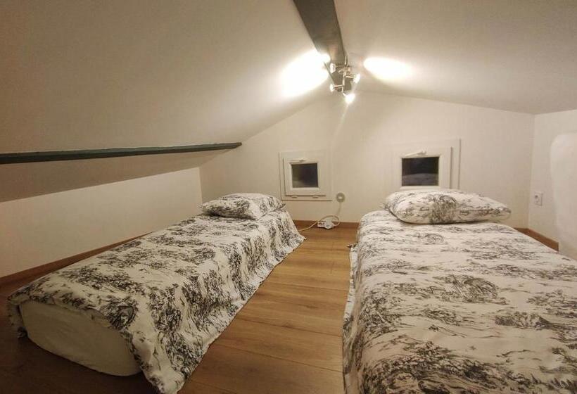 住宿加早餐 Les Rêves D églantine Et D Augusta Chambres Et Gîtes