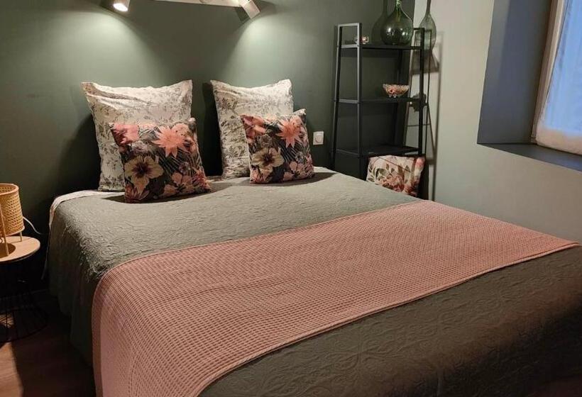 住宿加早餐 Les Rêves D églantine Et D Augusta Chambres Et Gîtes