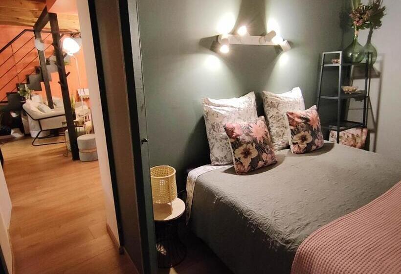 住宿加早餐 Les Rêves D églantine Et D Augusta Chambres Et Gîtes