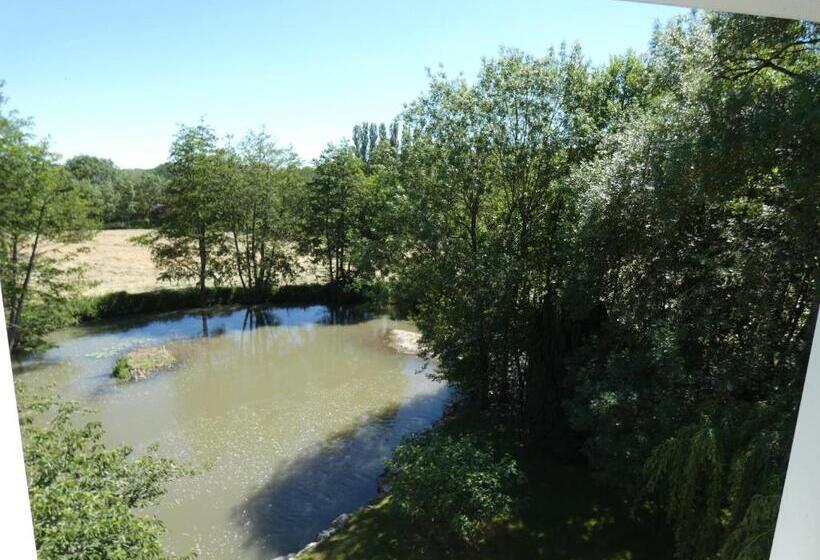 مبيت وإفطار Moulin De Bacchus   Châteaux De La Loire