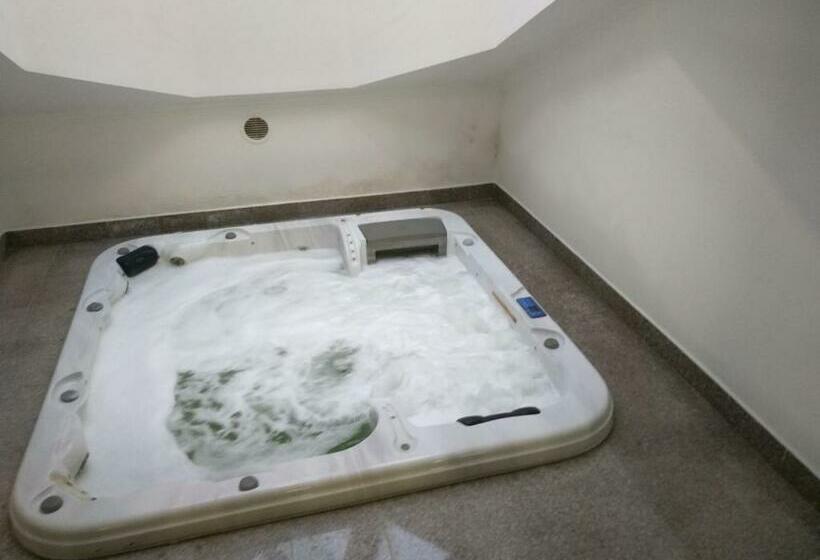 مبيت وإفطار Odvaskő étterem és Panzió