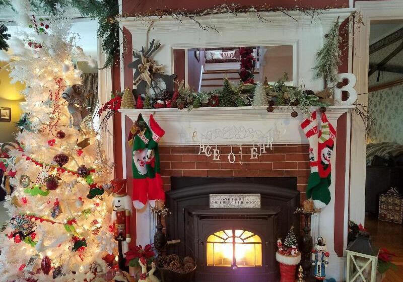 مبيت وإفطار The Perkins House