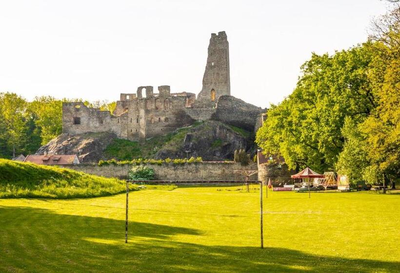 Family Hotel Okoř