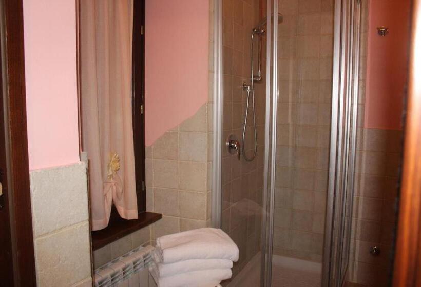 בית מלון כפרי Agriturismo Borgo Umbro