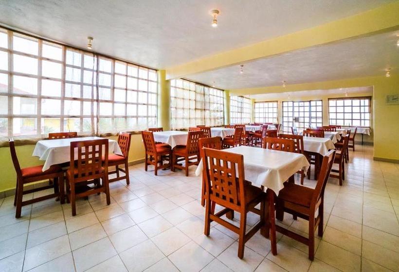 فندق Capital O  Villa Esperanza