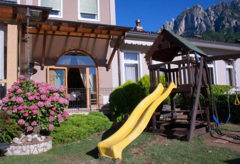 Отель Carla Failela