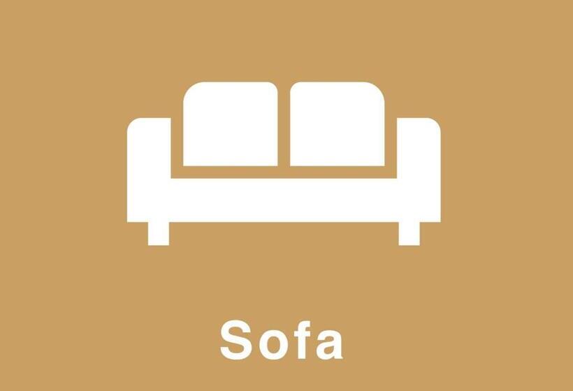 هتل Christmas Night At The Opera