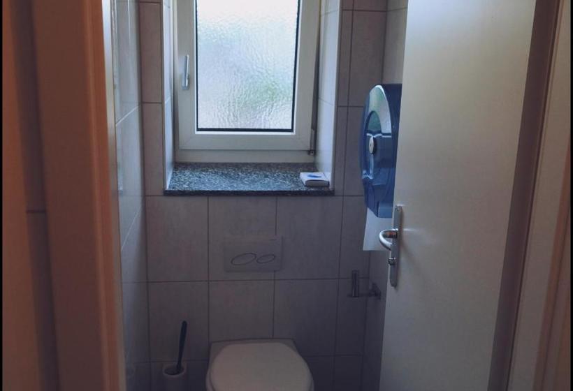 בית מלון כפרי Gasthof Kastanienbaum