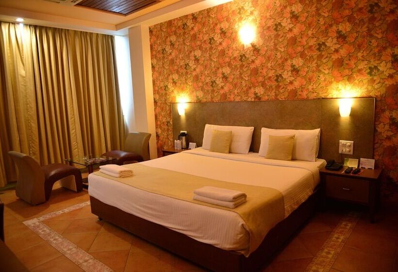 בית מלון כפרי Goa Woodlands