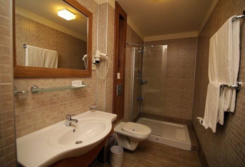 בית מלון כפרי Grand Cavusoglu