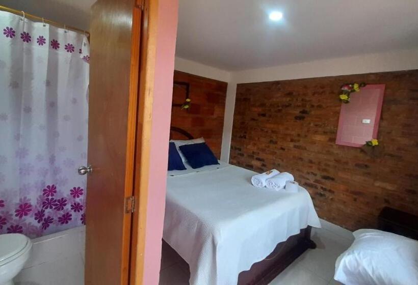 فندق Hospedaje Maria Valentina