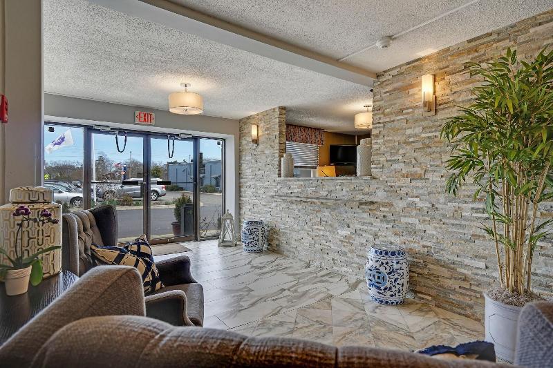 فندق Blue Creek Inn