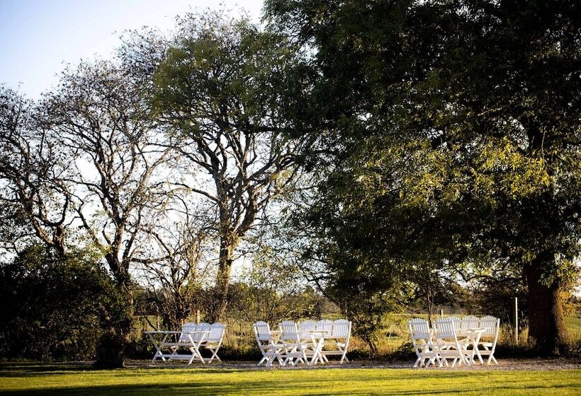 호텔 Ljungs Fem Rum