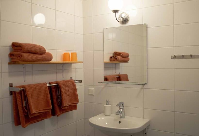 호텔 Ljungs Fem Rum