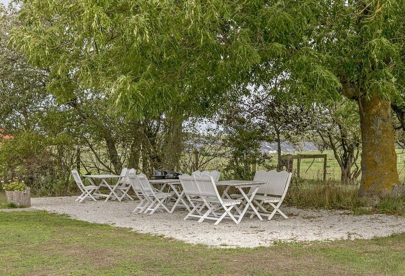 호텔 Ljungs Fem Rum