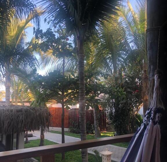 호텔 Los Cocos De Vichayito