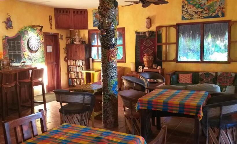 فندق Mayan Beach Garden