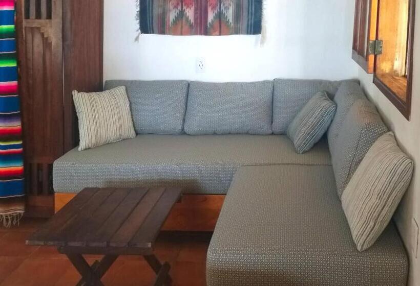 בית מלון כפרי Mayan Beach Garden