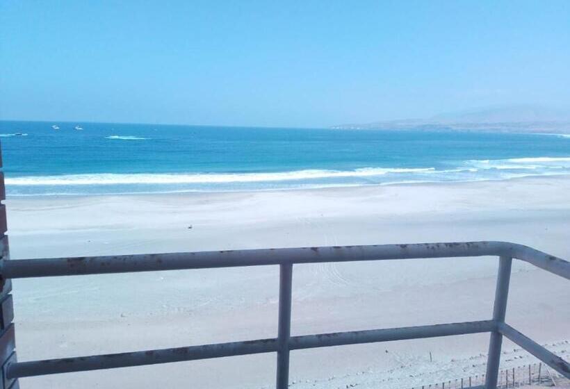 בית מלון כפרי Meflo Playa Grande