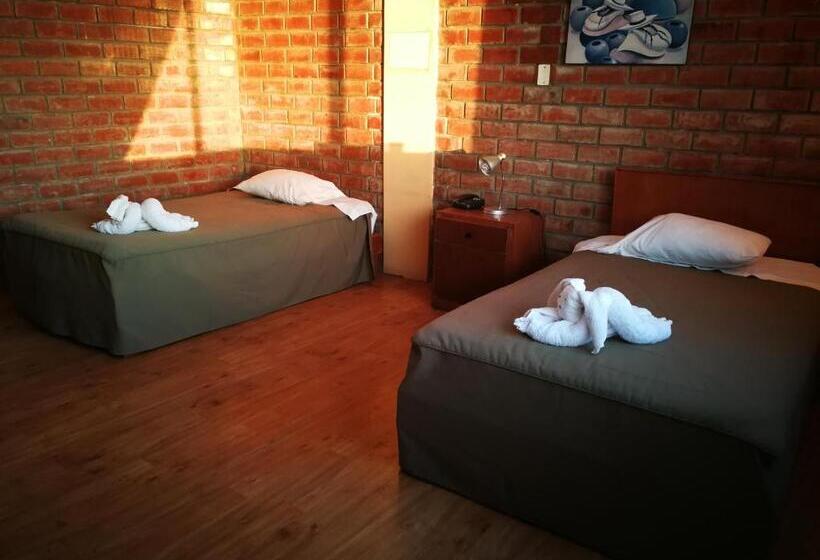 בית מלון כפרי Meflo Playa Grande