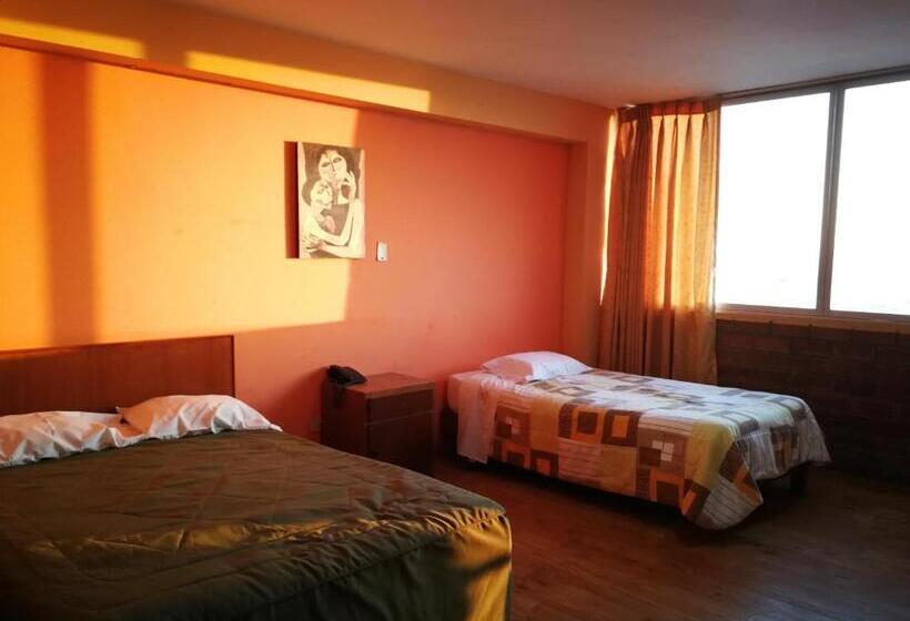 בית מלון כפרי Meflo Playa Grande