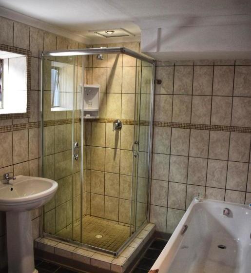 فندق Mitford Self Catering Apartments In Morgan Bay