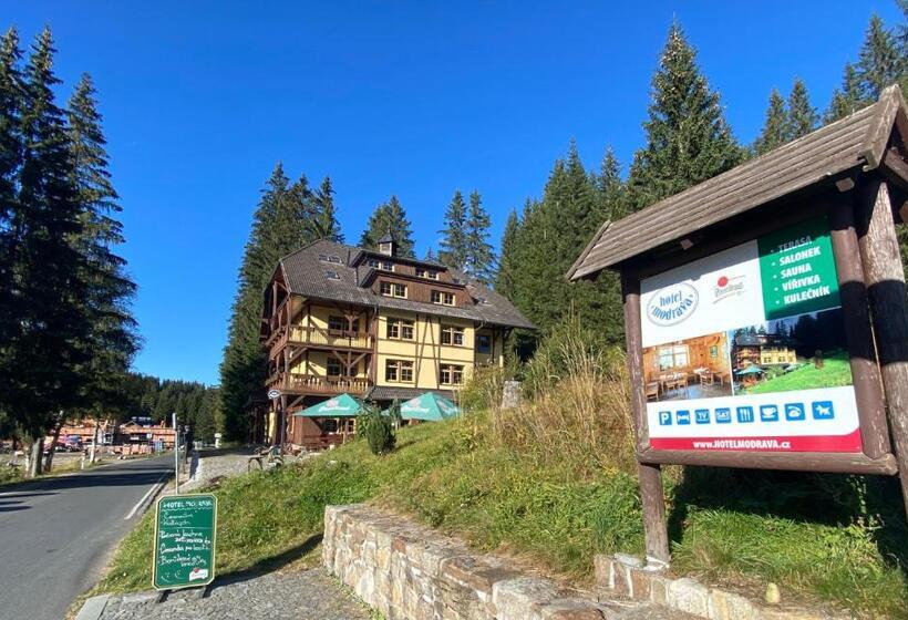 בית מלון כפרי Modrava