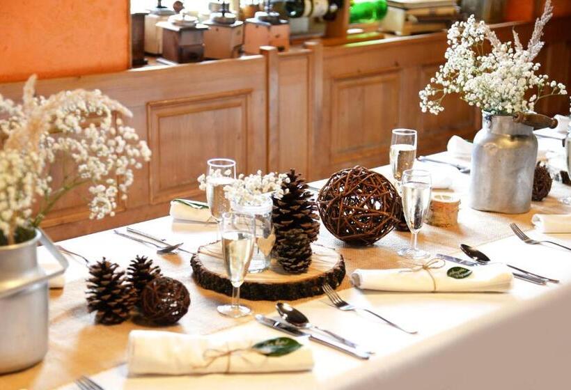 בית מלון כפרי Modrava