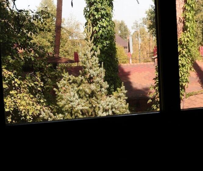 בית מלון כפרי Partizan Beerlogovo