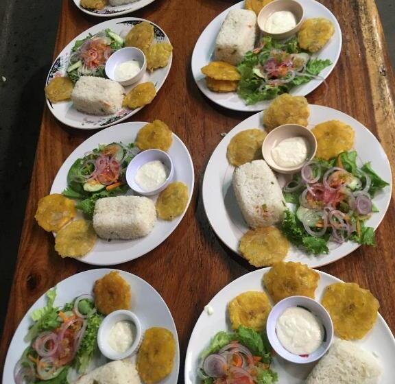 فندق Restaurante Los Cocos