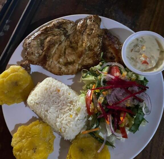 فندق Restaurante Los Cocos