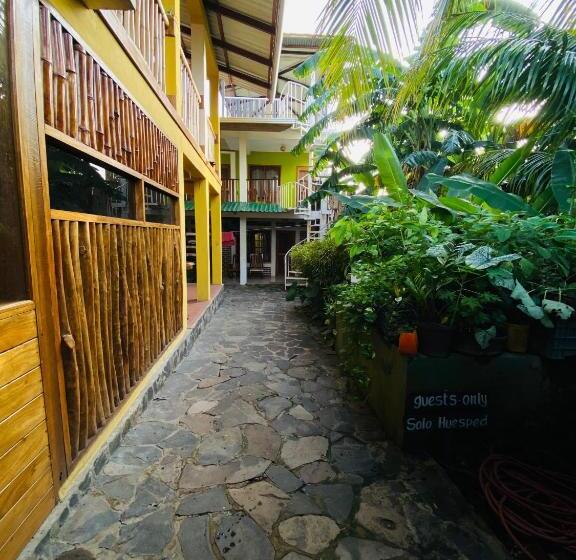 فندق Restaurante Los Cocos