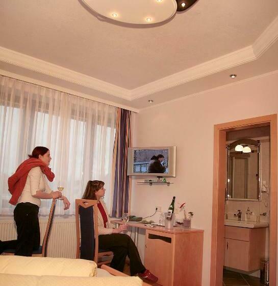 בית מלון כפרי Retzerlandhof Familie Graf